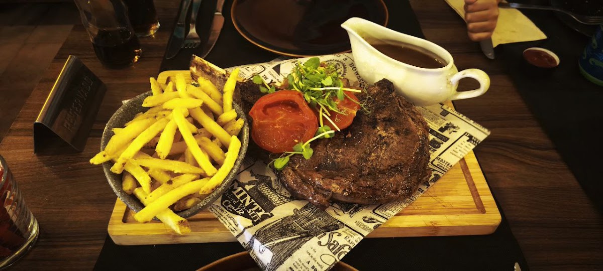 Tomahawks Restaurant