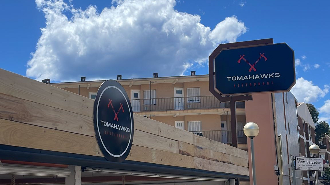 Tomahawks Restaurant Photo 2