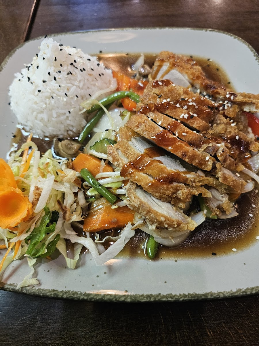 Asiatische Küche & Sushi Photo 4