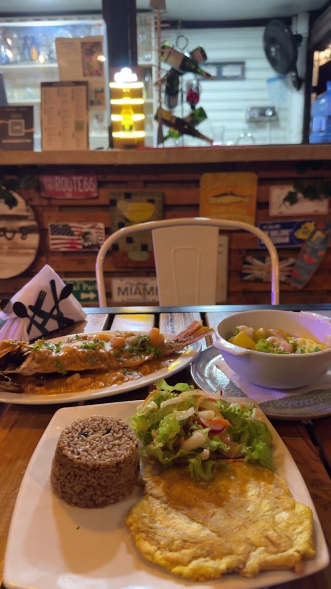 Natural food restaurant Photo 2