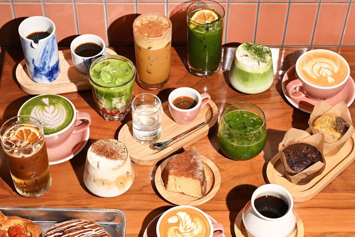 Here&There Coffee Photo 5