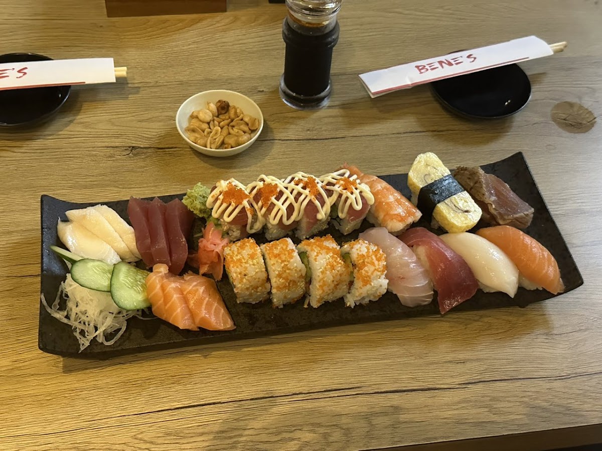 Bene’s Sushi Bar Photo 5