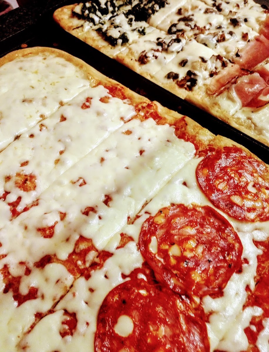 Pizzeria Rosticceria 'Fantasy' Photo 10