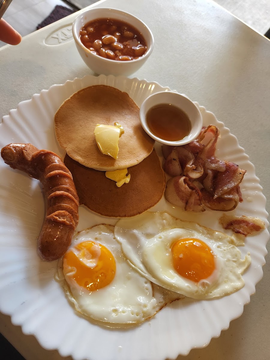 Ishan's Coffee and Diner Photo 7