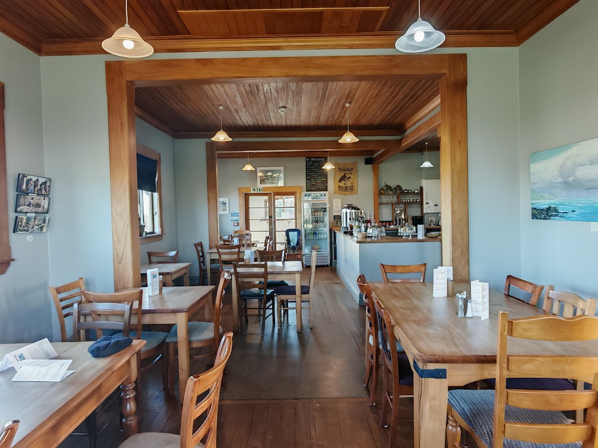 Orepuki Beach Cafe Photo 3