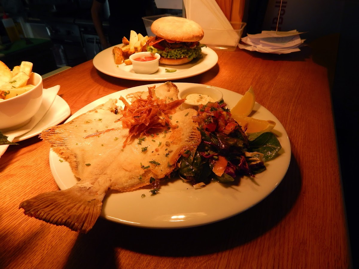 Orepuki Beach Cafe Photo 4