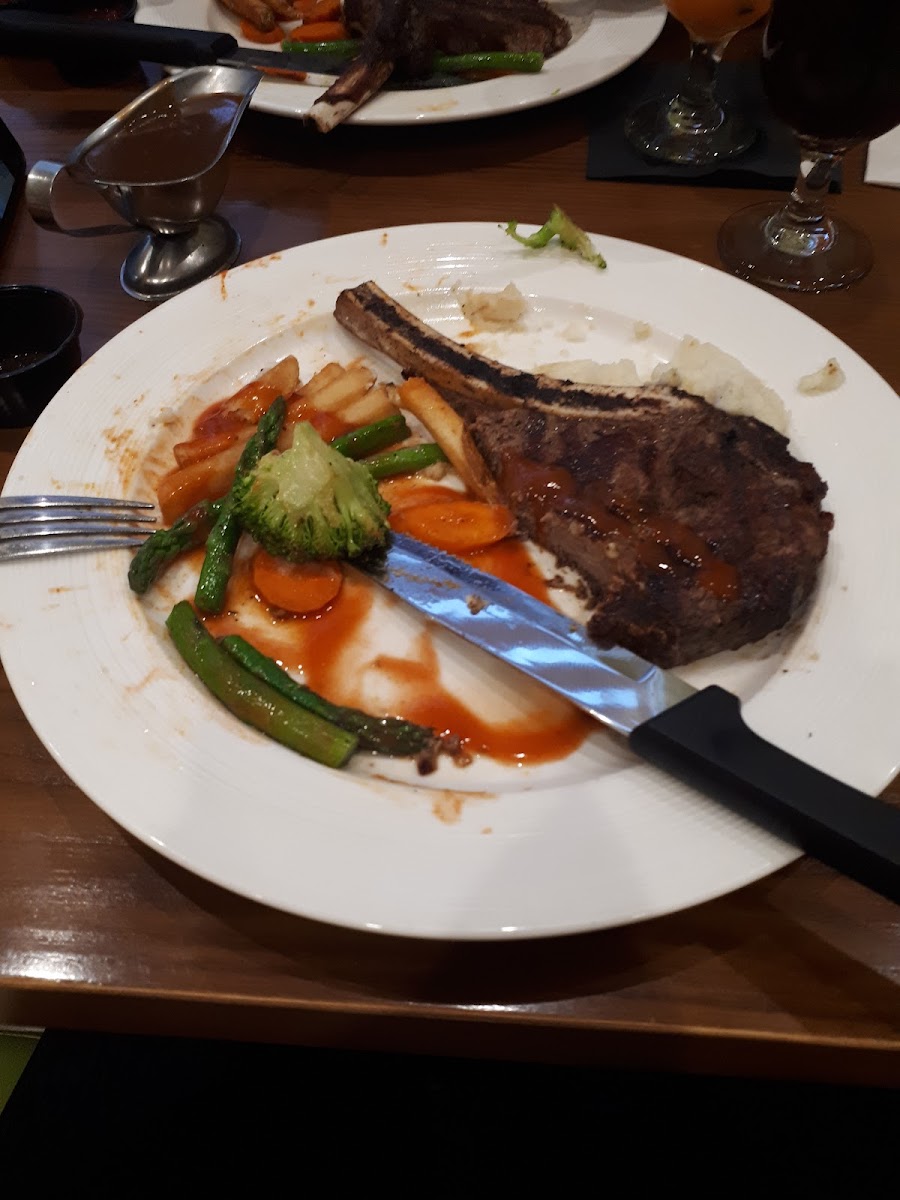 The Willow Grill & Bar Photo 5
