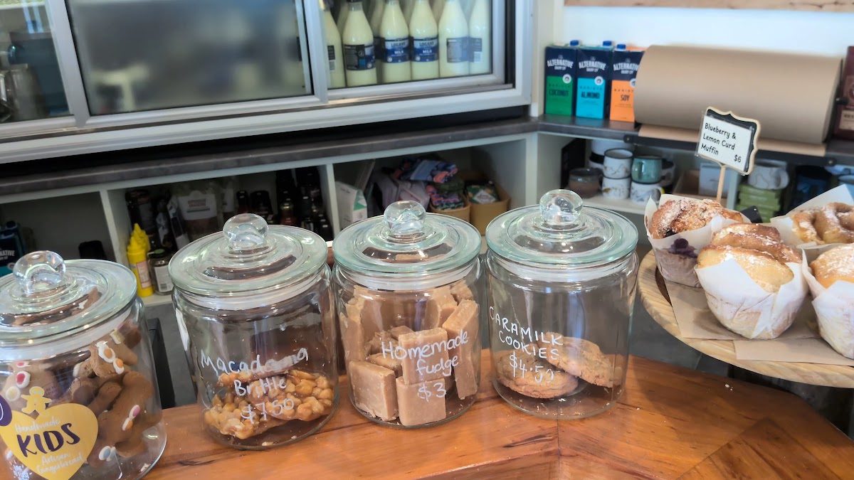 Milford Road Merchant Photo 2
