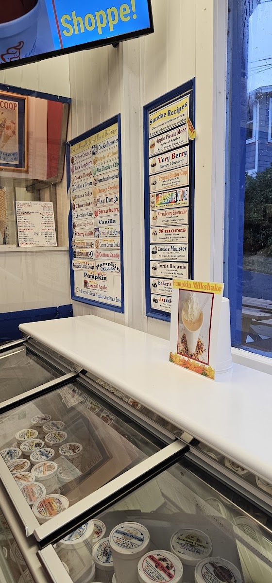 The Ice Cream Shoppe Photo Menu 10