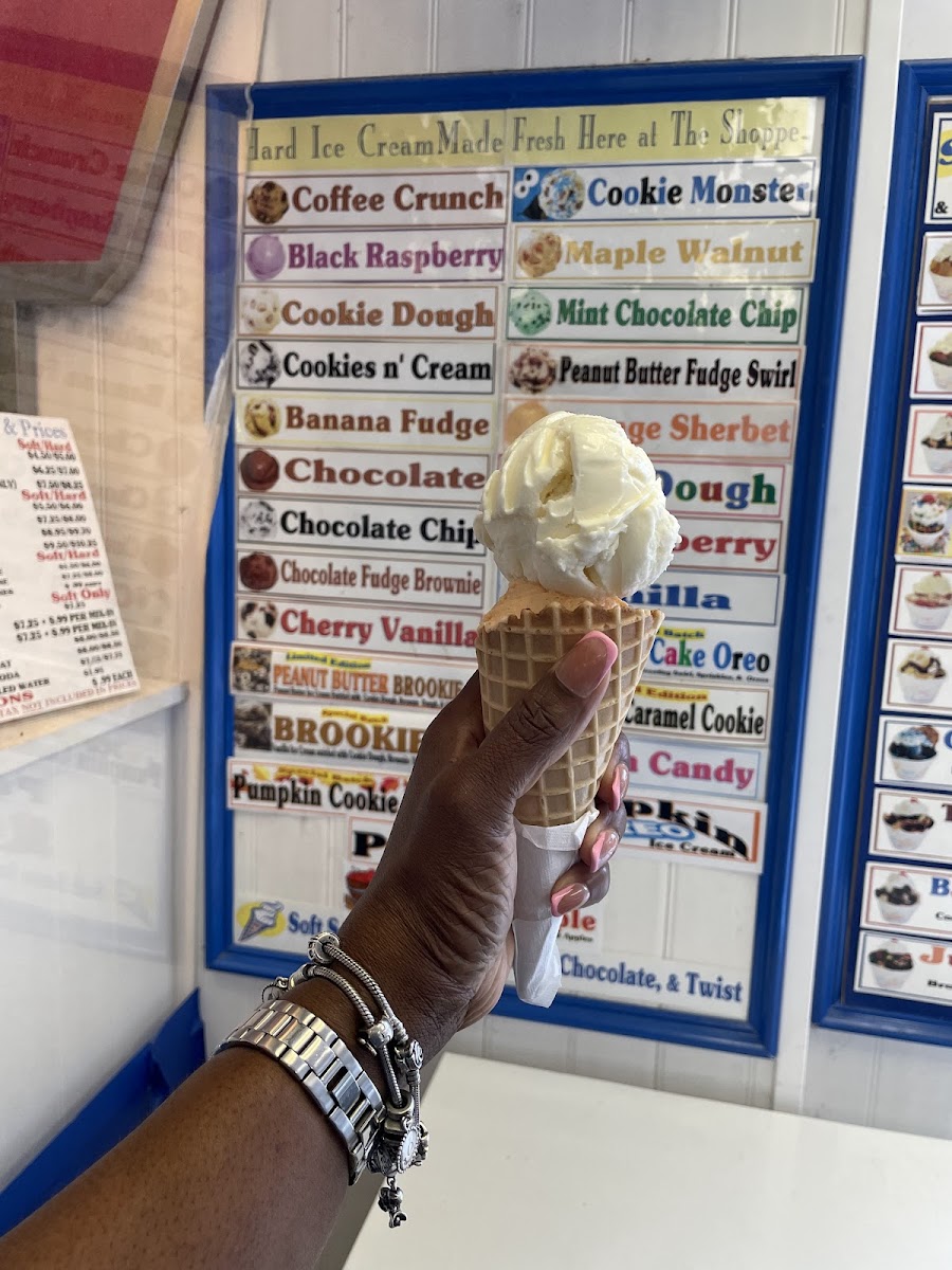 The Ice Cream Shoppe Photo Menu 7