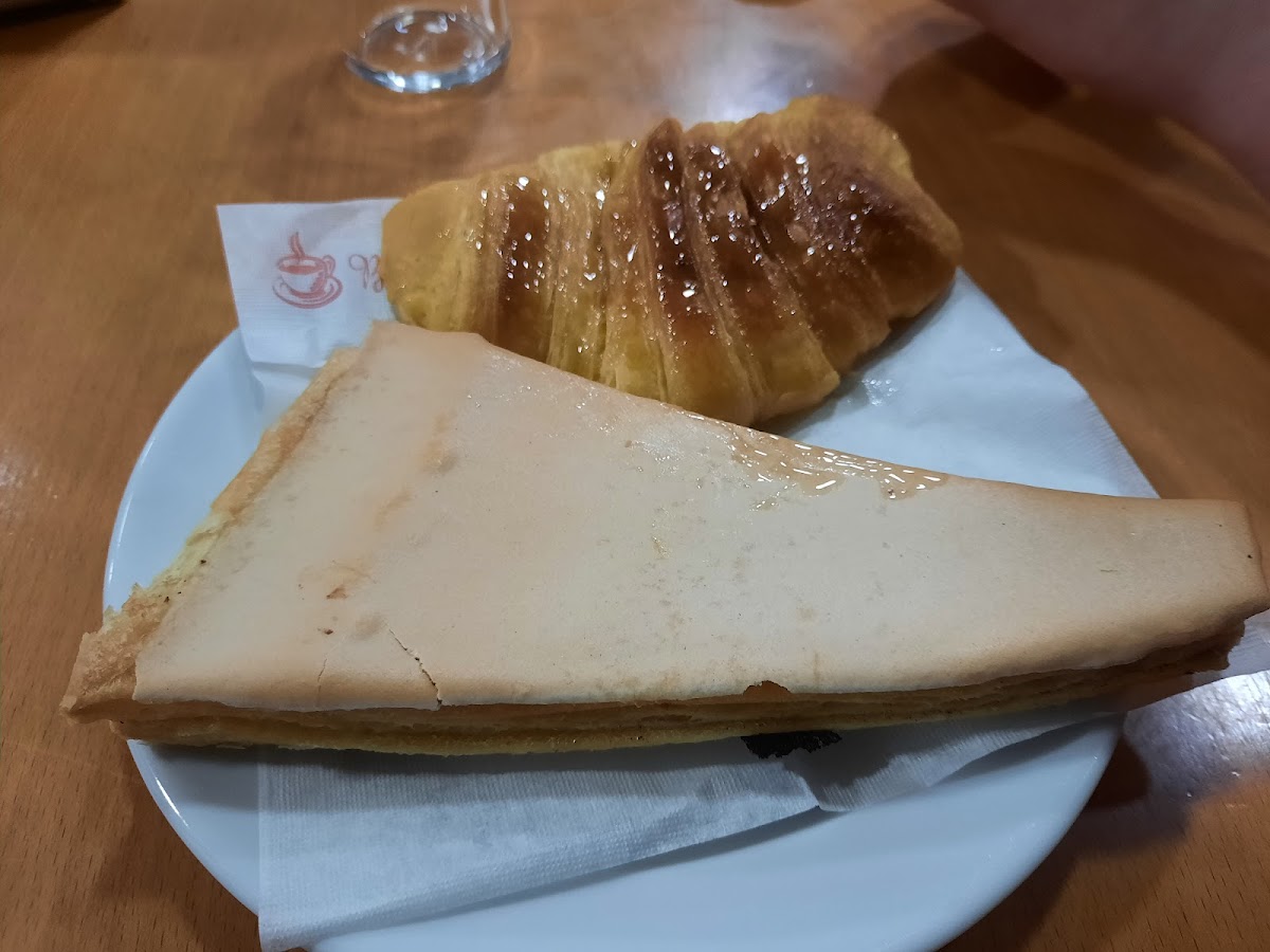 A. Silva - Pastelaria Photo 10
