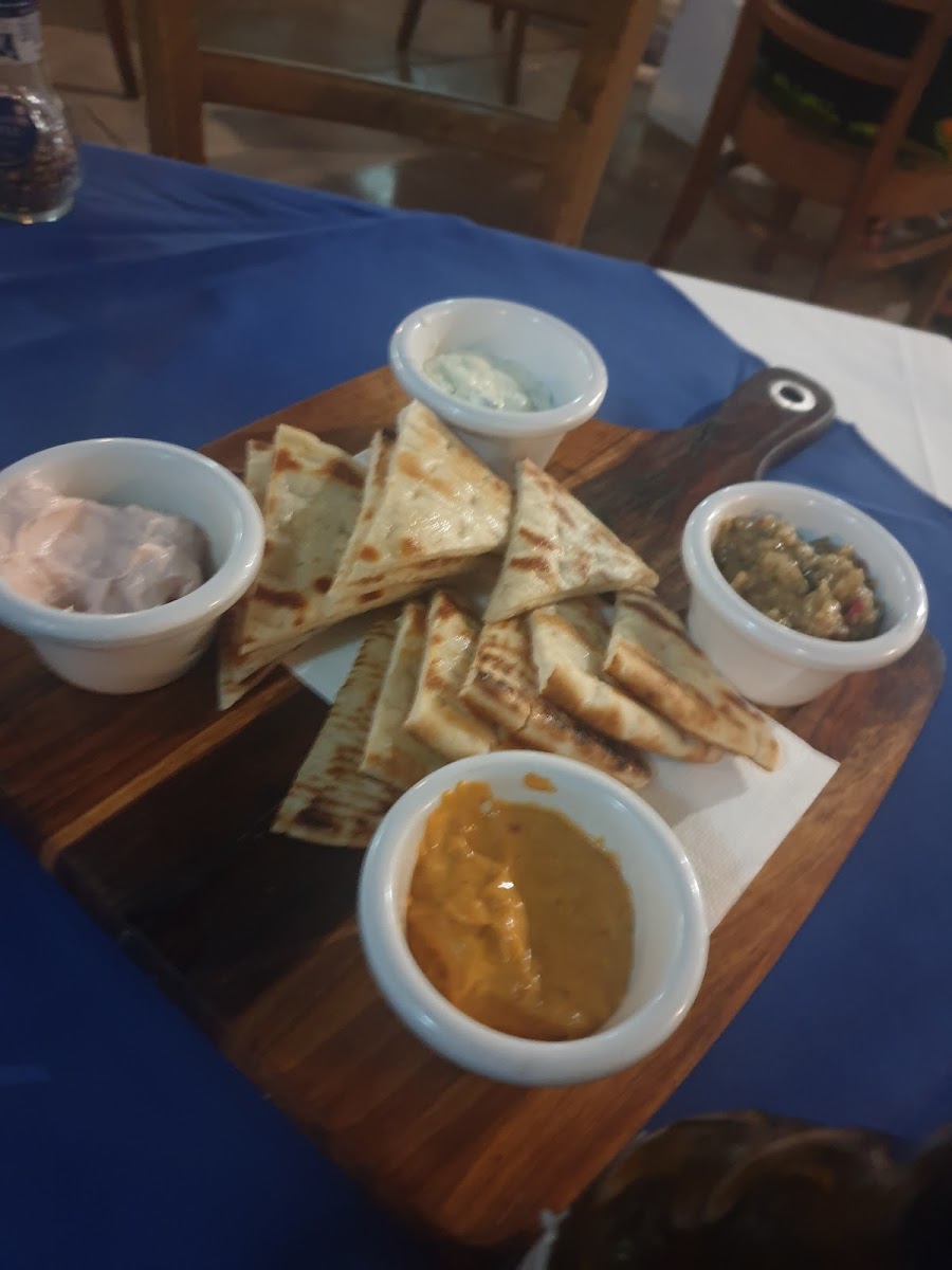 Fetta's Greek Taverna Photo 8