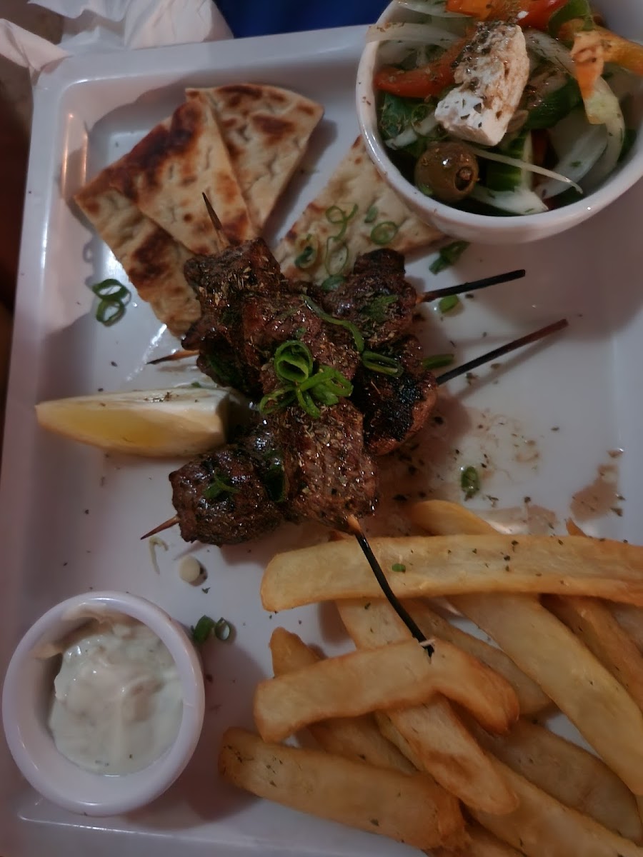 Fetta's Greek Taverna Photo 9