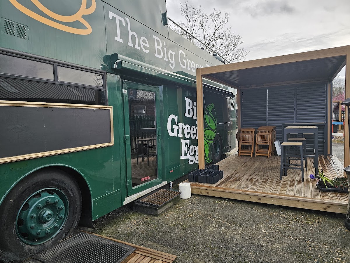Big Green Bus Cafe Photo 6