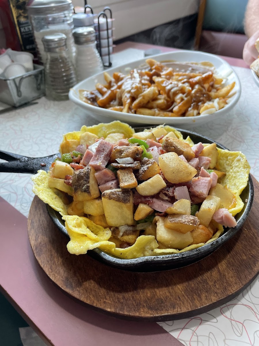 Richland Railroad Diner Photo 5