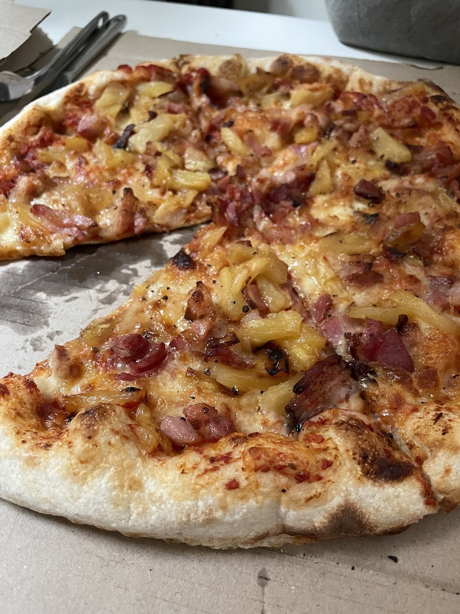 John Dough's Sourdough Pizzeria, Linden Photo 6
