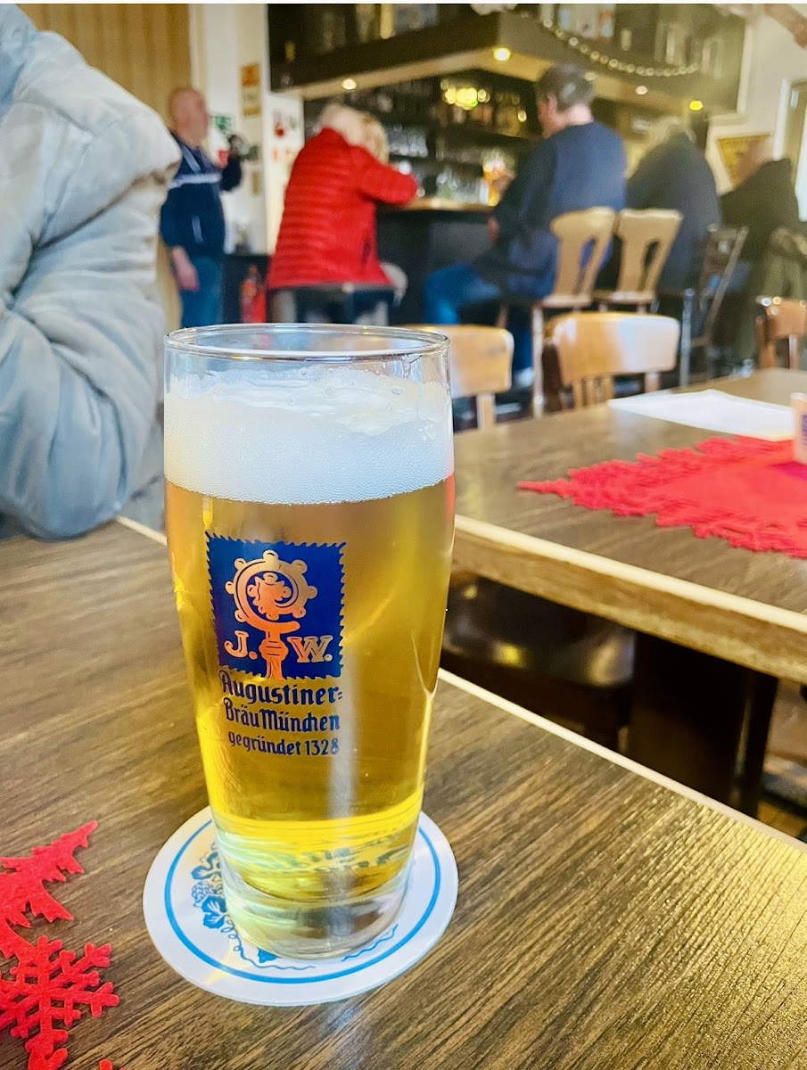 Gaststätte Bierbauch Photo 2