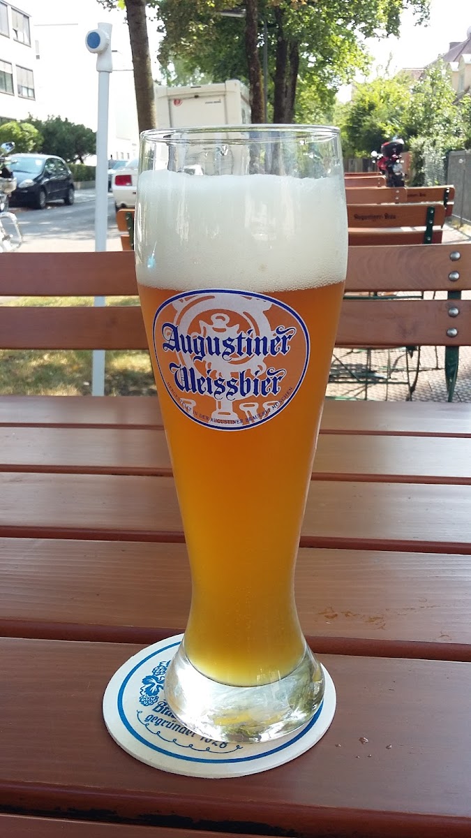 Gaststätte Bierbauch Photo 3