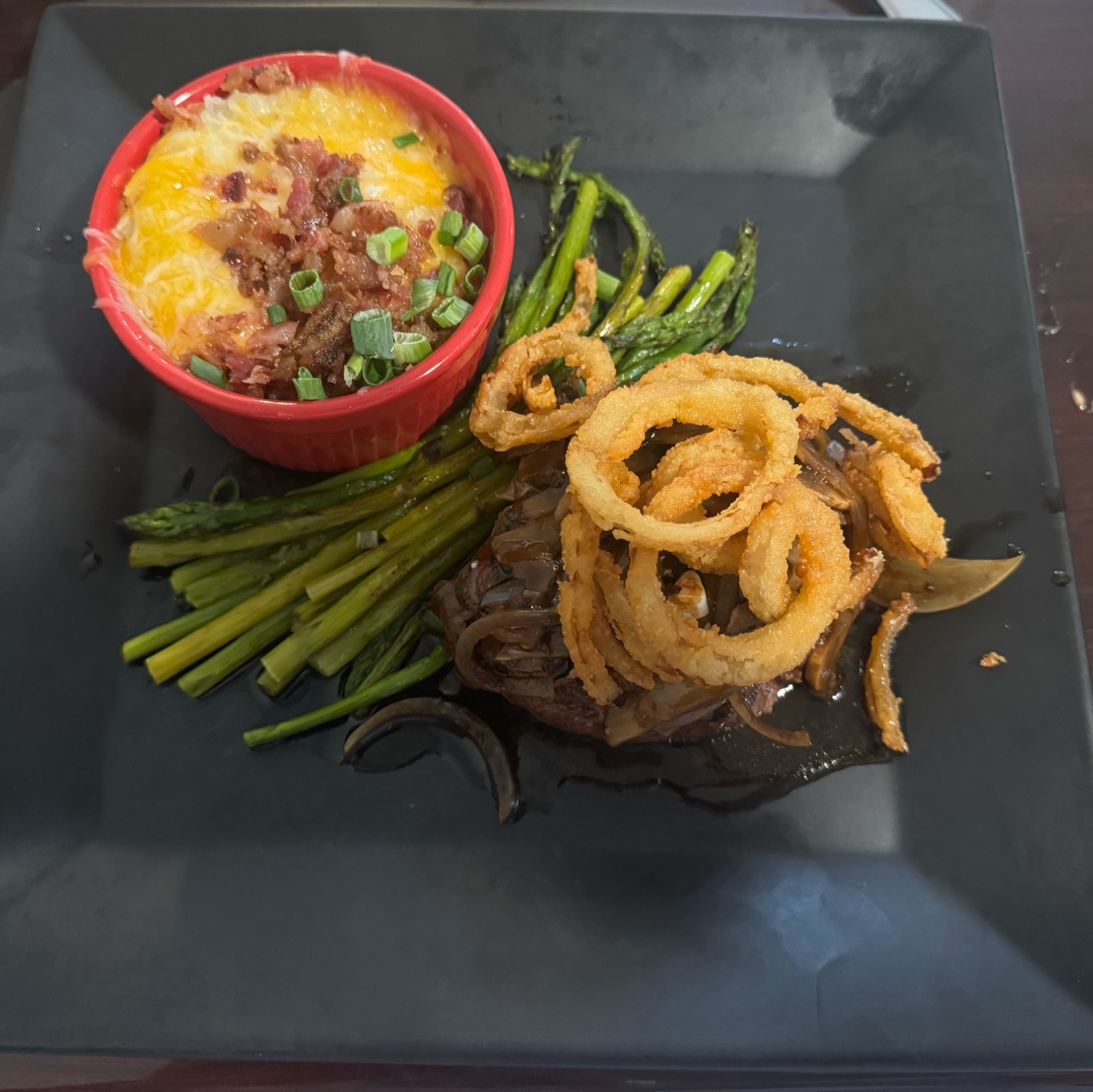 Southern Vine's Steakhouse Photo 4