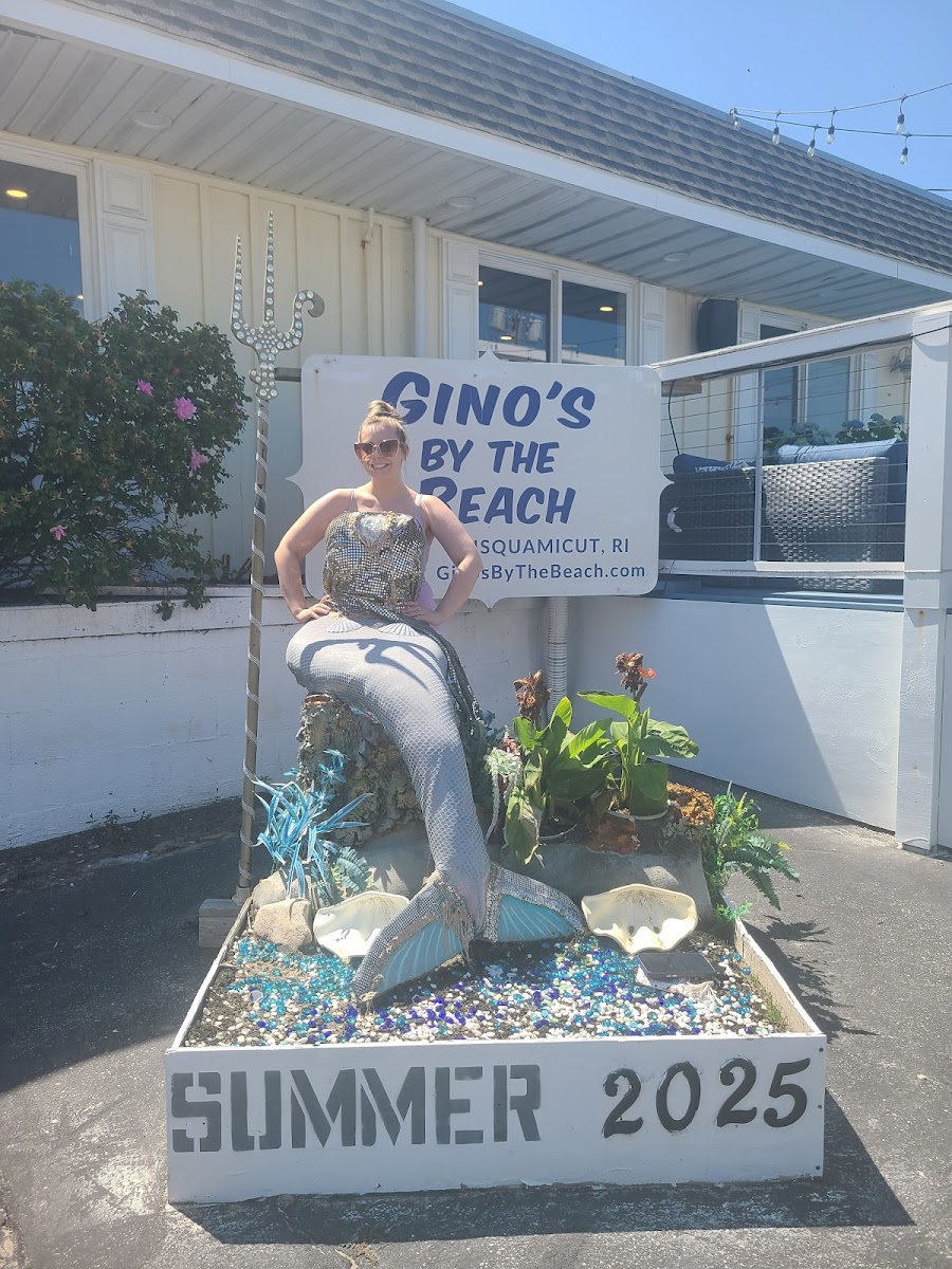 Gino's by the Beach Photo 4