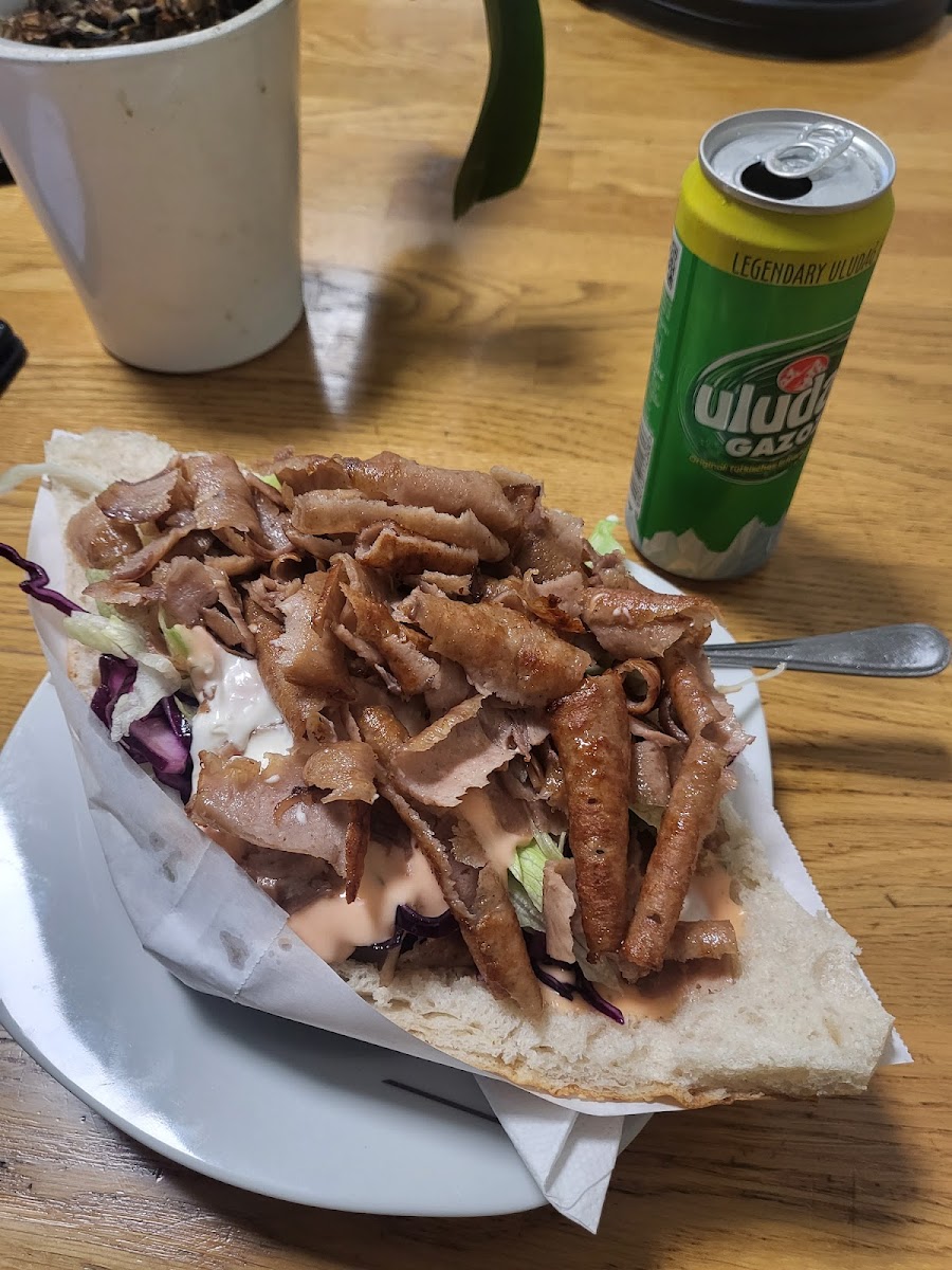Deniz Döner & Pizzeria Photo 3