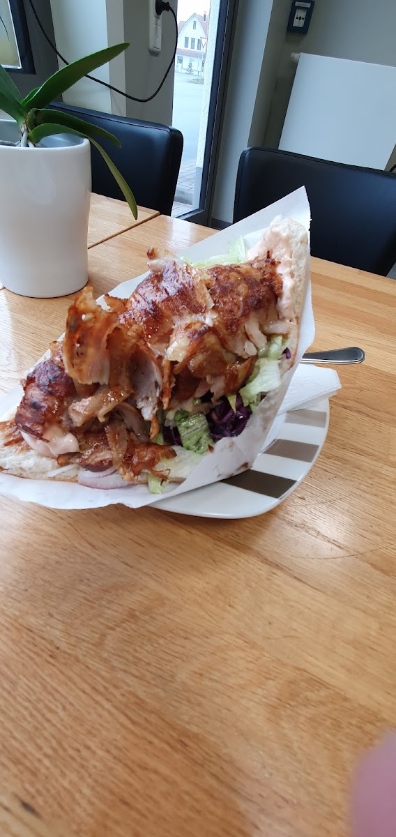 Deniz Döner & Pizzeria Photo 8