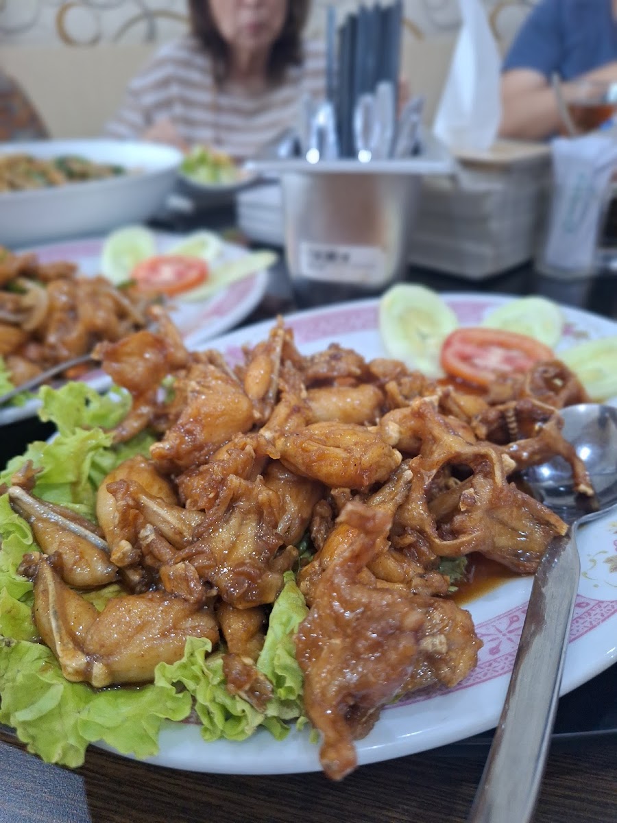 Eka jaya restaurant Photo 8