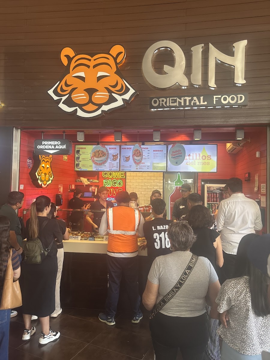 Qin Oriental Food Andares Photo 4