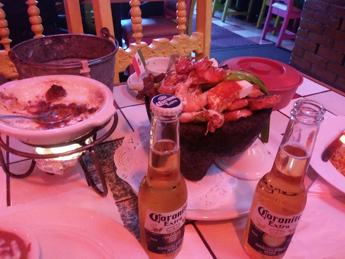 La Parrilla Restaurant Photo 10