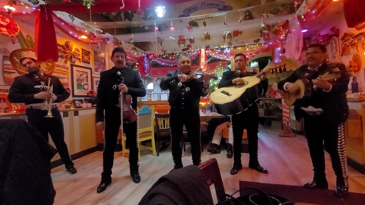 La Parrilla Restaurant Photo 2