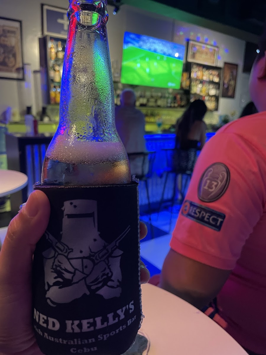 Billy's Sports Bar Photo 9