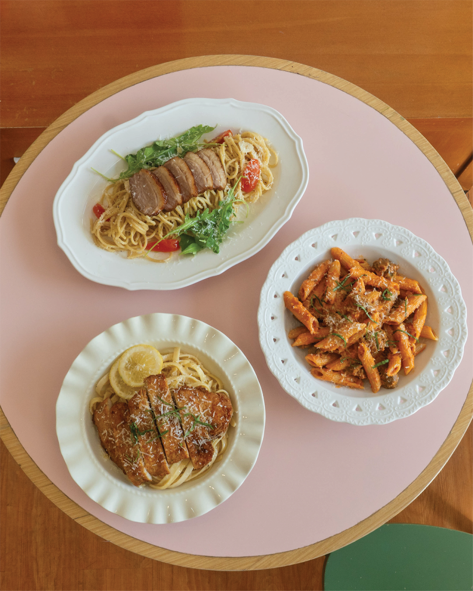 Karbs Cafe, Araya Photo 4