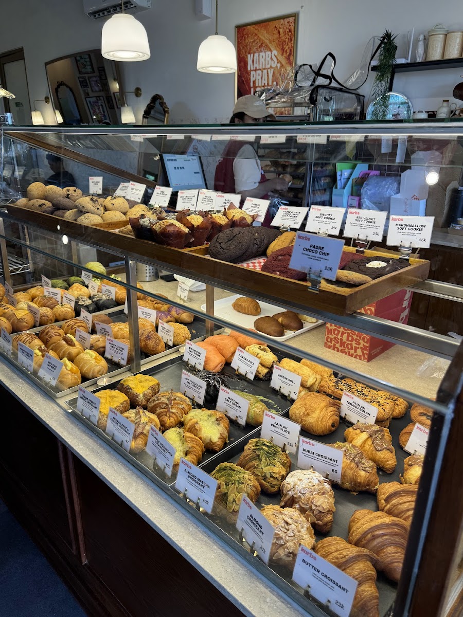 Karbs Cafe, Araya Photo 7