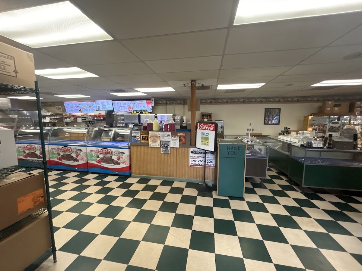 Mikie's Ice Cream & Green Cow Photo 4
