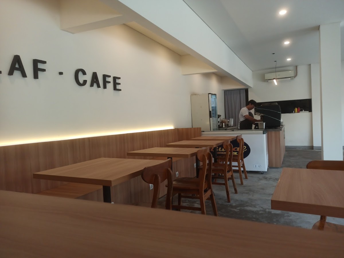 Bulaf Cafe Photo 3