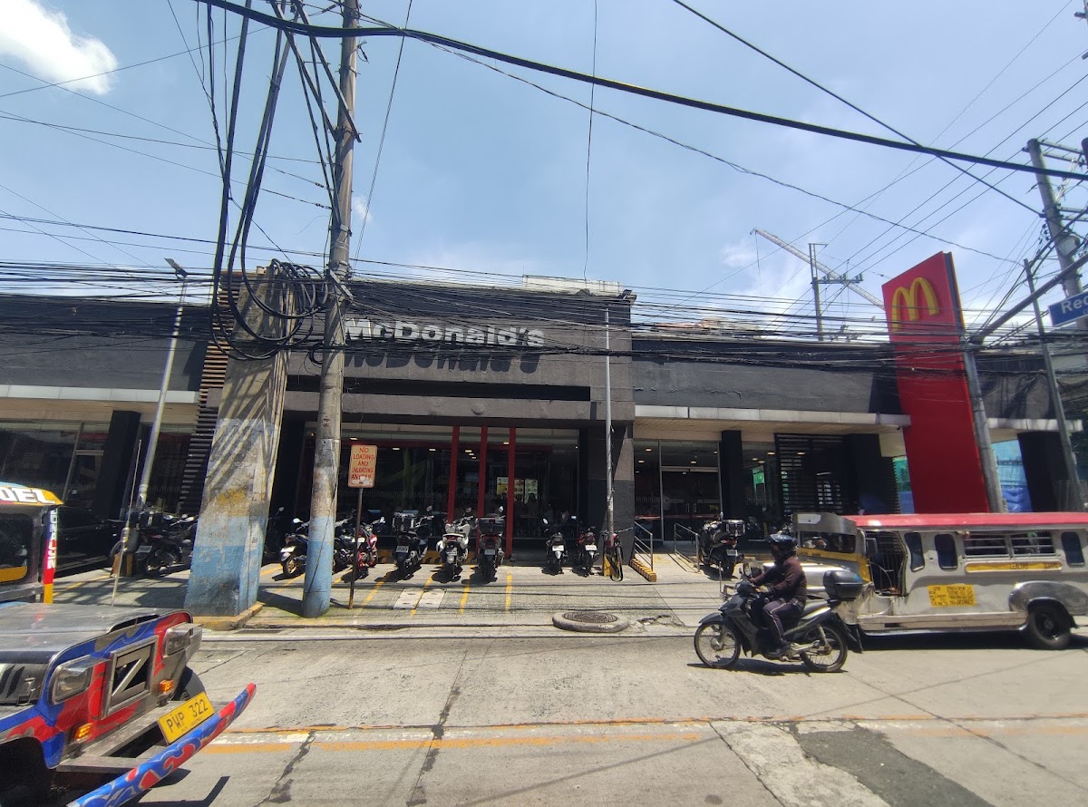 McDonald's Lepanto Photo 4