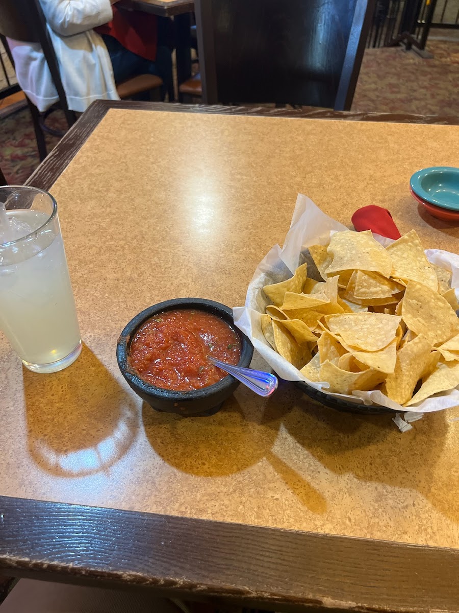 Plaza Restaurant & Bar Photo 6