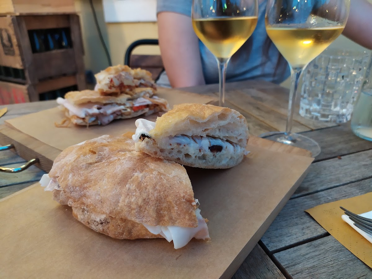 Pacengoto - Osteria con Cucina & Wine Bar Photo 6