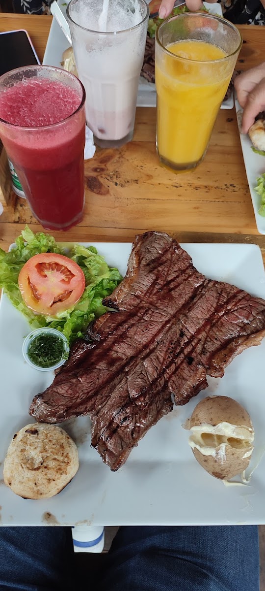 Tute Parrilla Photo 5