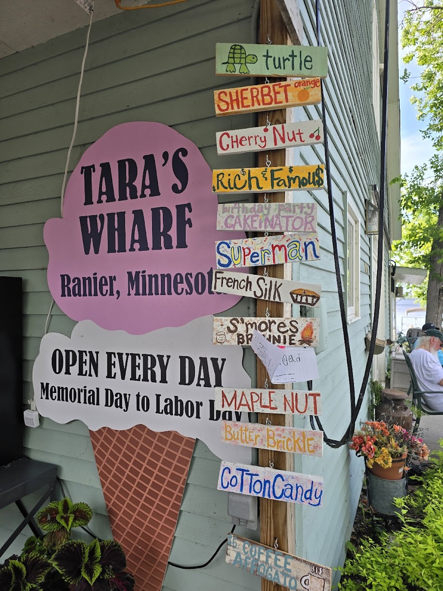 Tara's Wharf Ice Cream Shop Photo 3