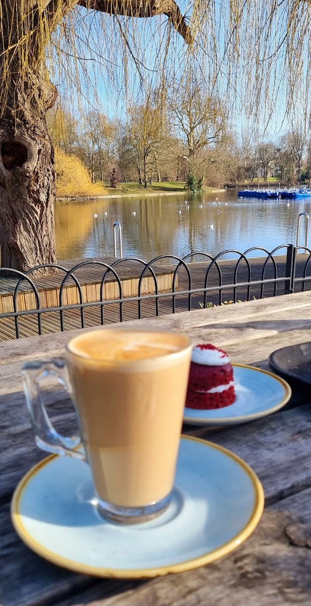 The Waterside Café Photo 9