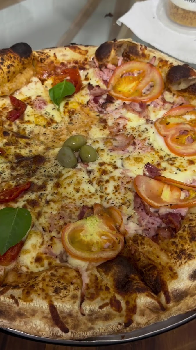Madre Pizzas Colatina - Pizzaria Photo 2