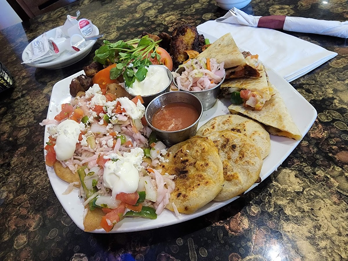 Comida Salvadoreña