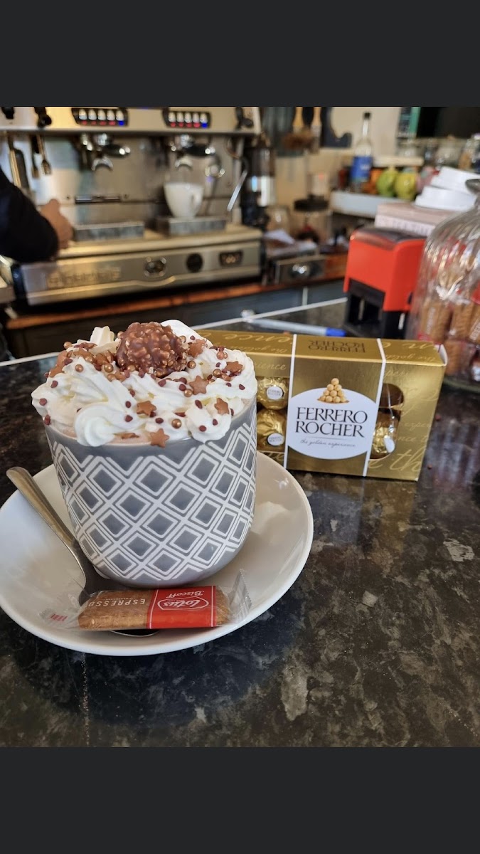Jaspers Coffee Shop Photo 8