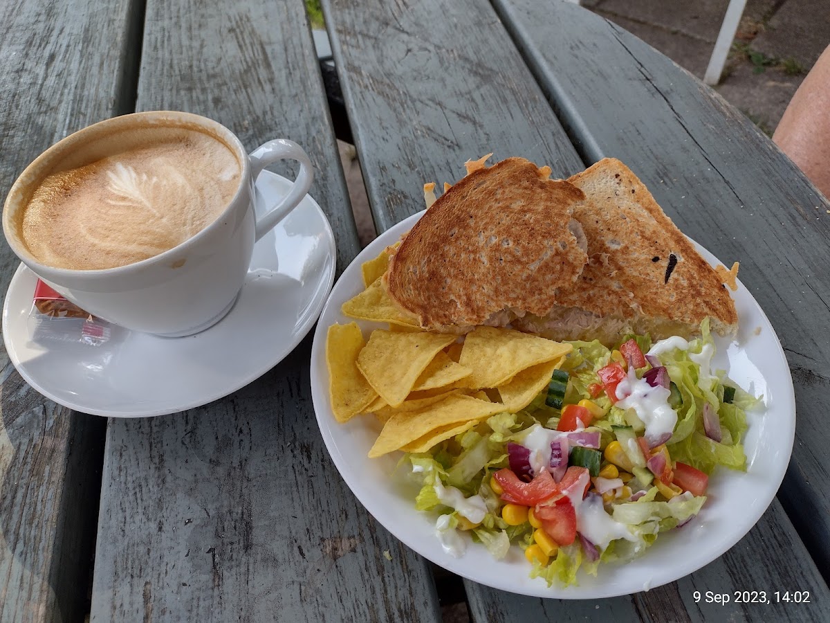 Jaspers Coffee Shop Photo 9