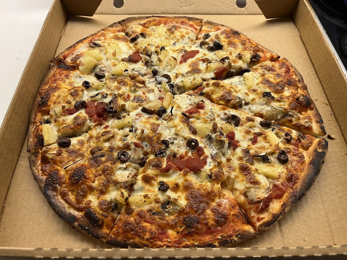 Roundabout Pizza Photo 7