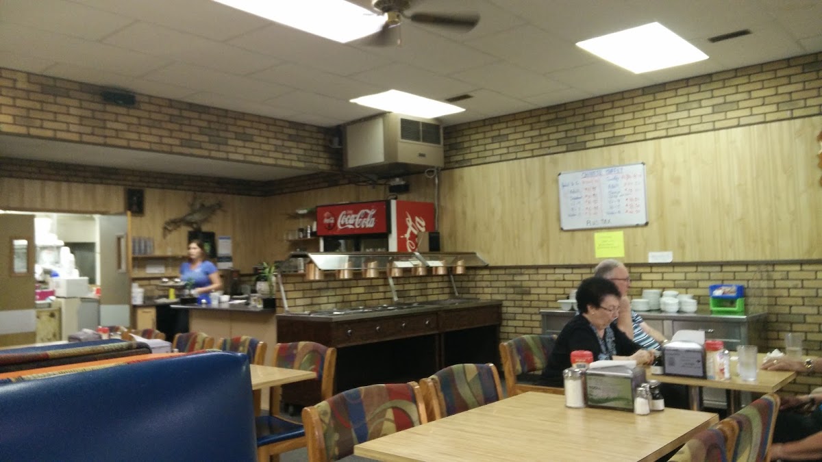 Great Wall Family Restaurant Photo 2