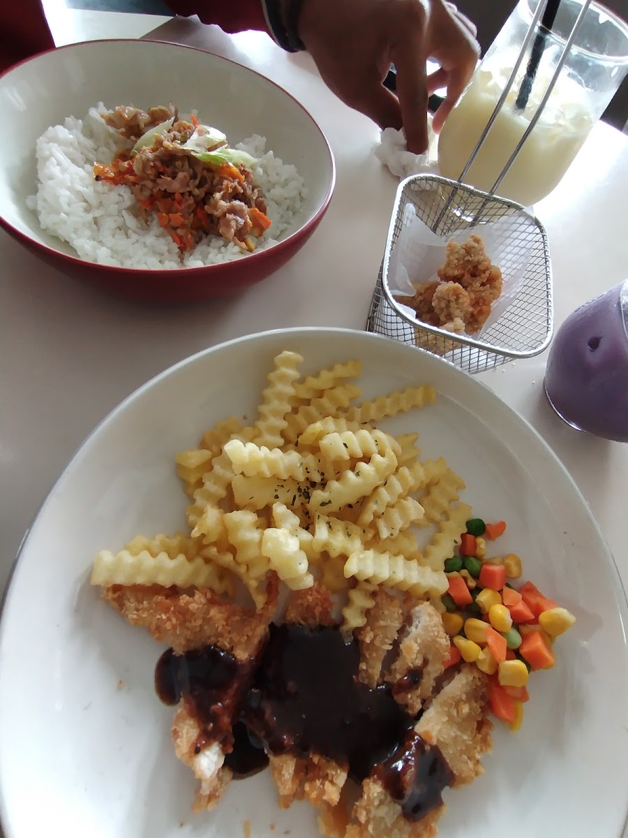 LOCAFORE Cafe and Eatery Photo 7