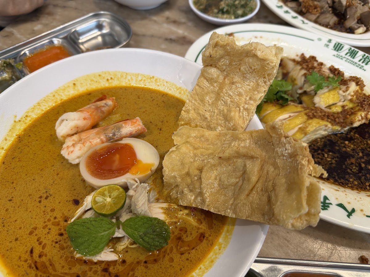 Xi Yue Happiness Asia Chicken • 喜悦亚洲滑鸡 • Cheras Photo 4
