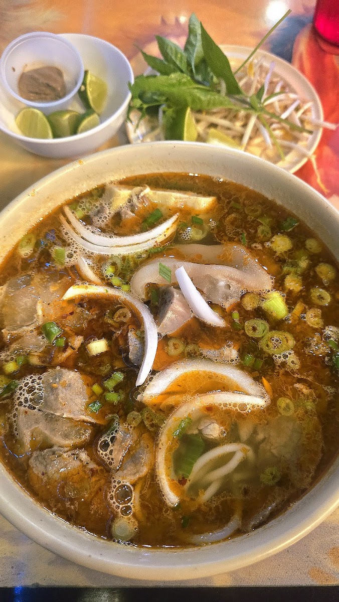 Phở Huong Vietnamese Restaurant Photo 4